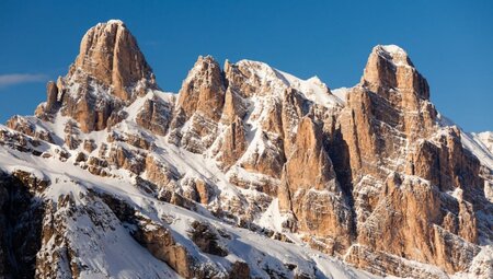 Schneeschuhwandern in den Dolomiten - das Sagenreich der Faneshütte