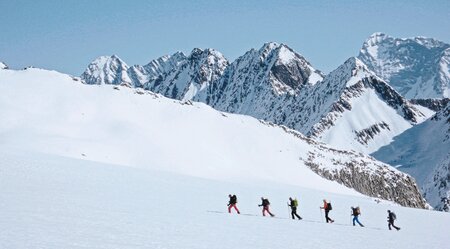 Genießer-Skitouren am Julierpass - kurze Aufstiege & lange Abfahrten