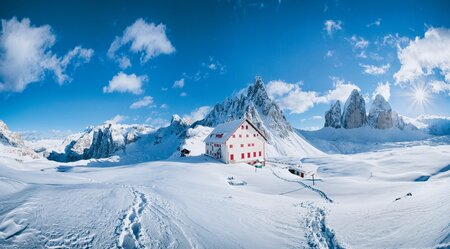 Winterliche Wanderung in den tief verschnneiten Dolomiten - Winterwandern