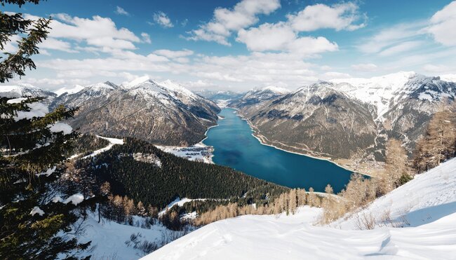 Schneeschuhwandern am Achensee zwischen Rofan und Karwendel