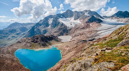 Alpenüberquerung vom Goldenen Dachl Innsbrucks zu Merans Laubengassen