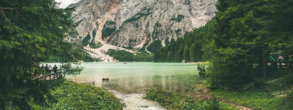 Pragser Wildsee Fanes-Sennes-Braies Nature Park Dolomiten