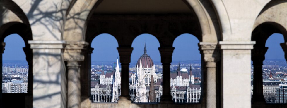 Budapest Parlament Panorama Fischermannbastei