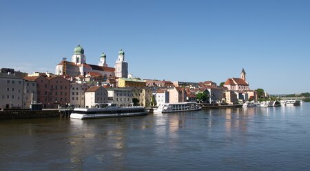 Von Prag nach Passau Von der Goldenen Stadt in die Dreiflüsse-Stadt
