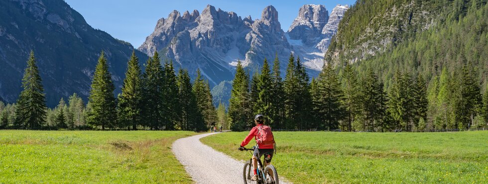 Radfahrer in den Dolomiten