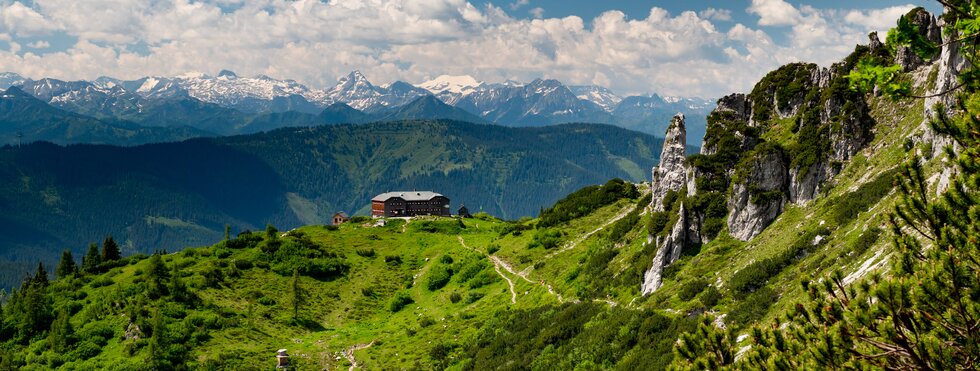Blick auf die Hofpurglhütte im Dachstein, Österreich