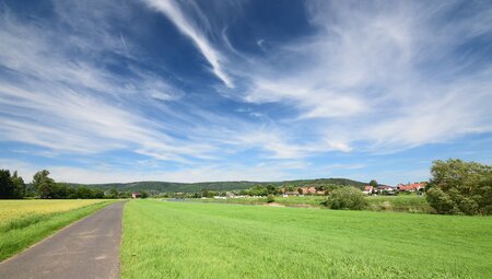 Weser: Flotte Fahrt voran von Hann- Münden nach Bremen