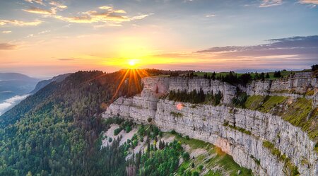 Jura-Höhenweg eine "krumme Tour" für Geniesser