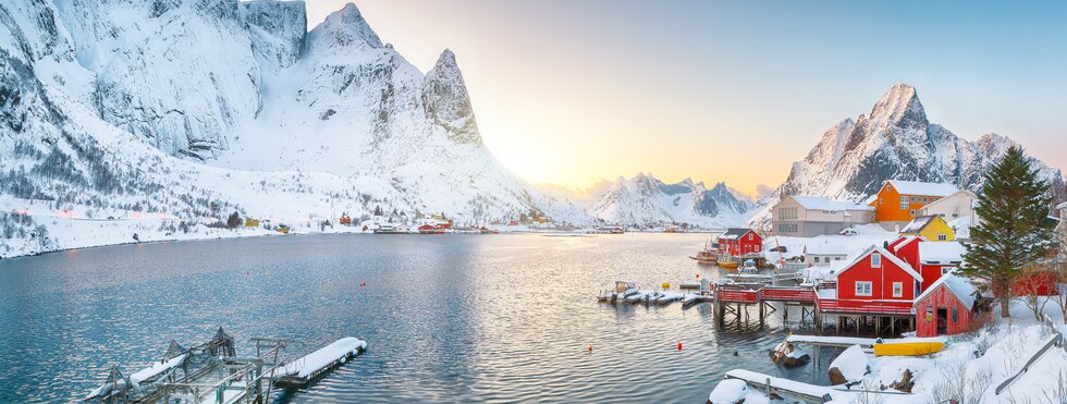 Schneebedeckte Lofoten 