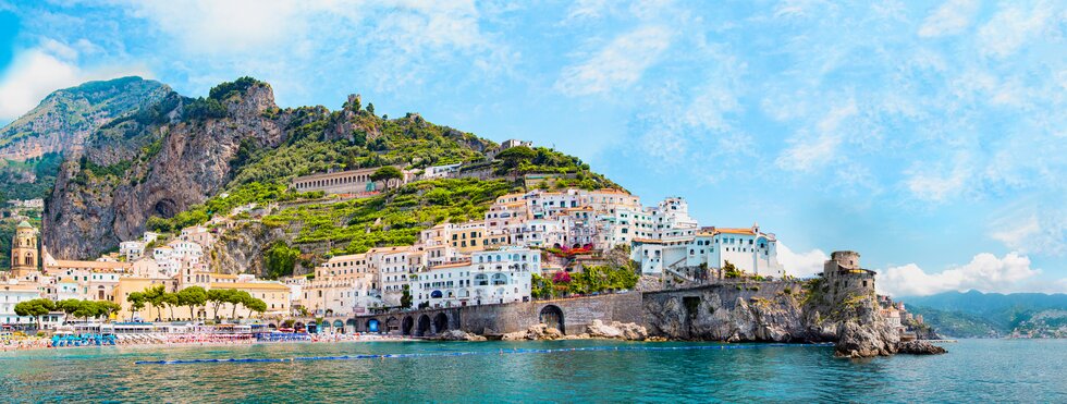 Blick auf den Hafen von Amalfi