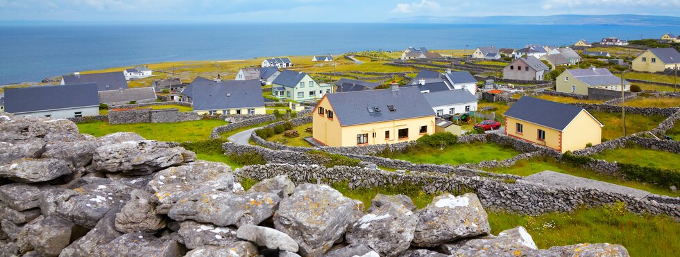 Panoramalandschaft von Inisheer Island, Teil von Aran Islands, Irland.