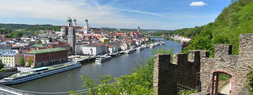 Blick auf Passau von Veste Oberhaus