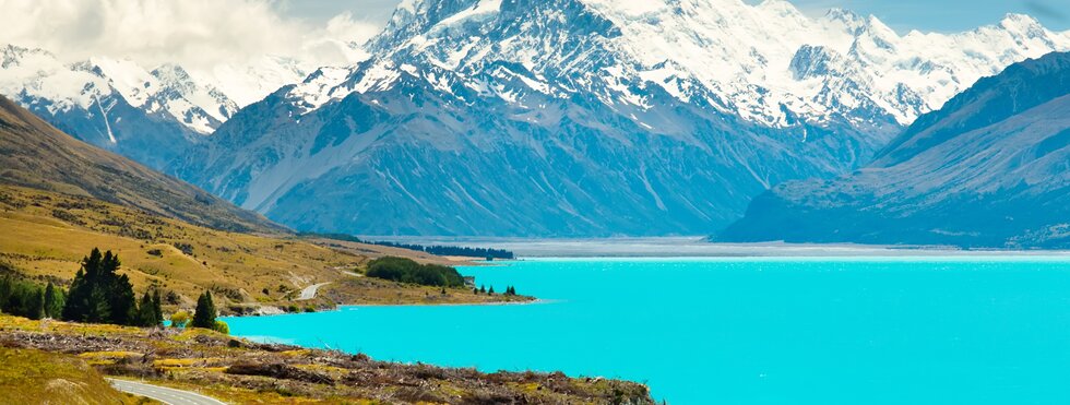 Türkisblaues Wasser des Lake Pukaki, Neuseeland