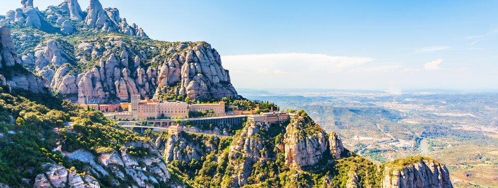 Blick auf das Kloster Montserrat in Katalonien