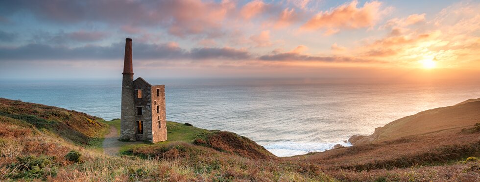 Sonnenuntergang am South West Coastal Path