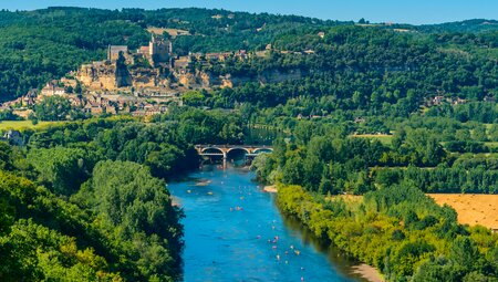Radeln durch die charmanten Täler der Dordogne und Vezere