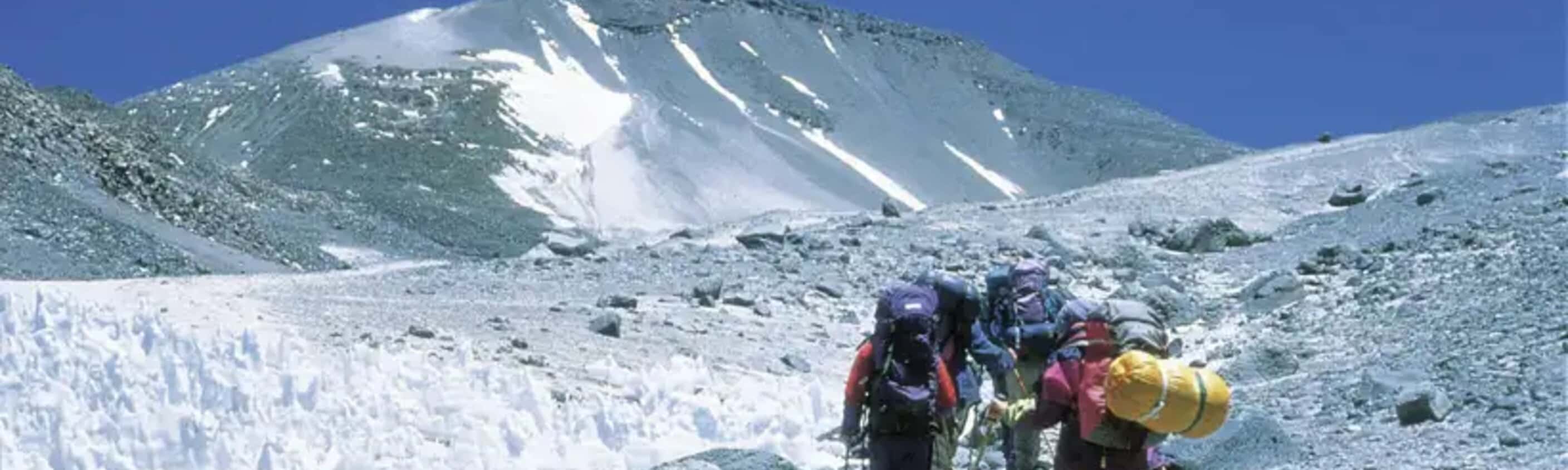 Chile – Ojos del Salado Besteigung, 6893 m