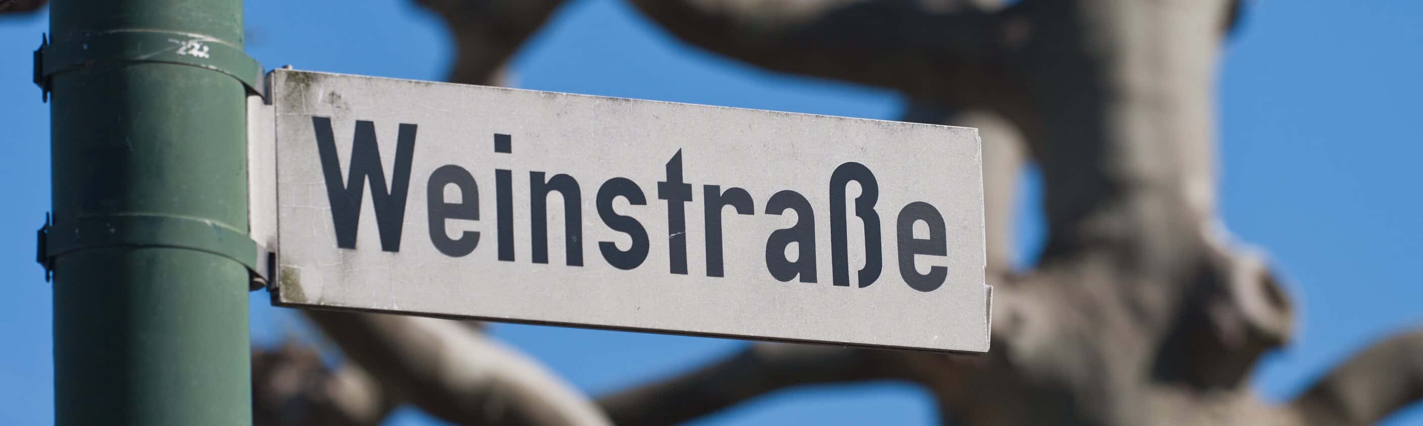 Weinstraße Schild | © Eurobike