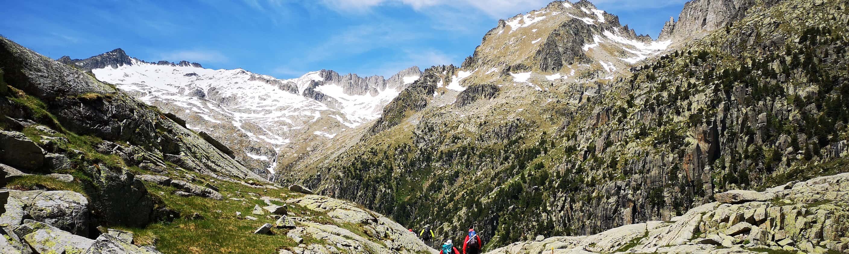 Wanderer bei Estany Travessani | © ASI Reisen
