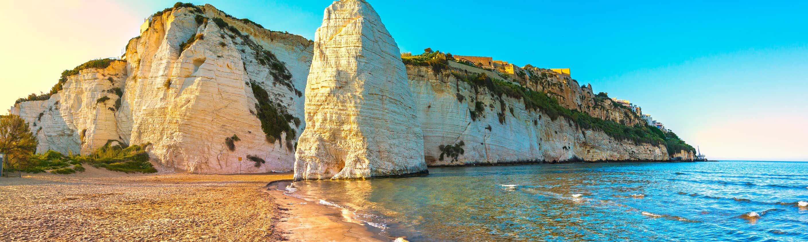 Pizzomunno Vieste | © shutterstock_1087239275
