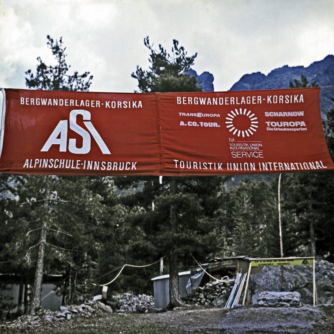 ASI Banner in Korsika