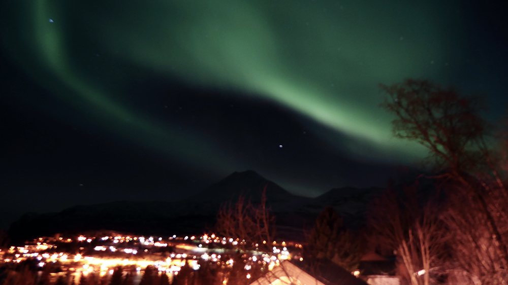 Die Chance auf Nordlichter ist in Norwegen wesentlich höher als bei uns ;) .