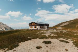 Blaserhütte, Trins