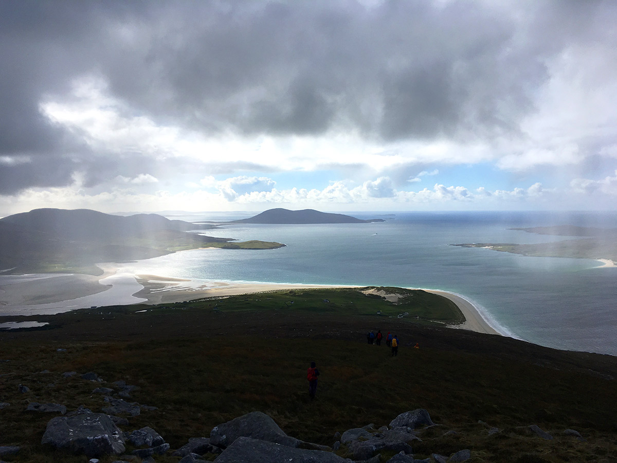 Blick vom Gipfel auf den Luskentyre Beach