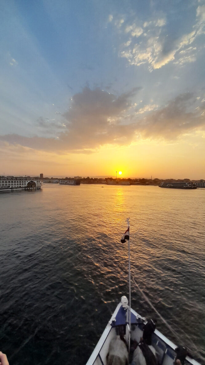 Ausblick vom Nile Story Boot in Luxor