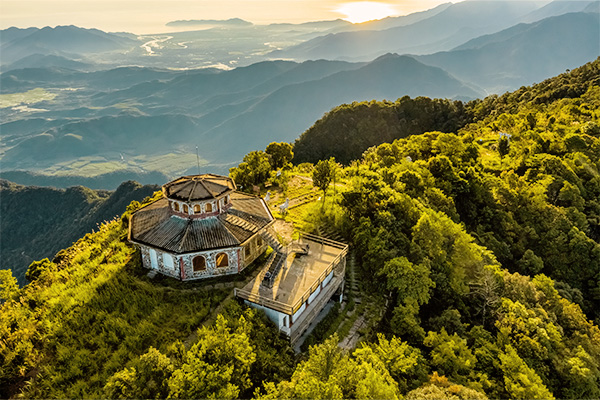 Ausblick am Hai Vong Dai im Bach Ma Nationalpark