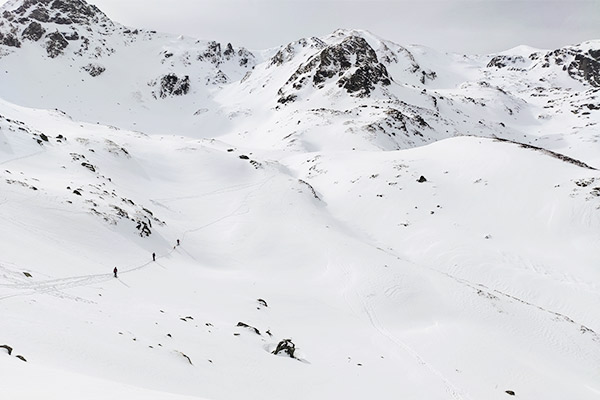 Abfahrt Skitour Konjuska Peak, Albanien