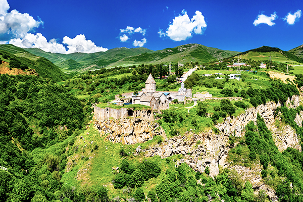 Blick auf das bekannte Tatev-Kloster