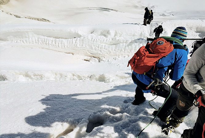 Bergsteiger in der Seilschaft, Schweiz.