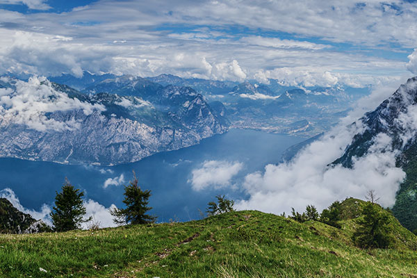 Blick vom Monte Baldo auf den Gardasee