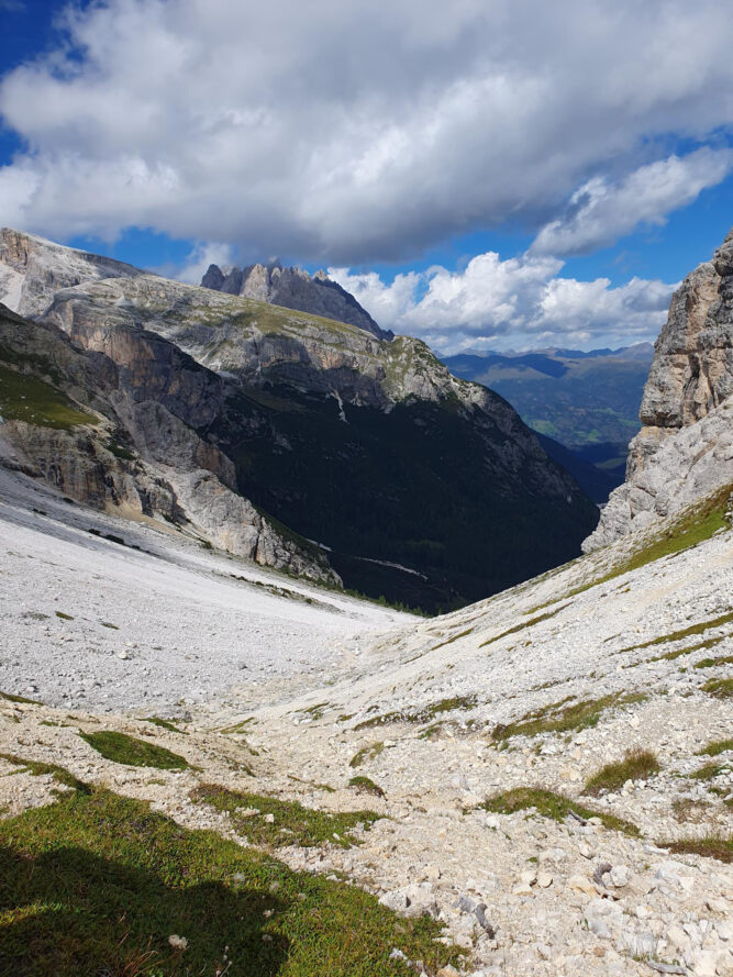 Ausblick vom Wildgrabenjoch ins Innerfeldtal