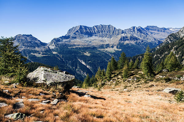 calancatal-graubuenden-schweiz-nahe-buffalora-huette