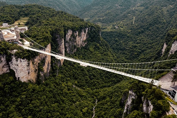 Die Glasbrücke über den Grand Canyon