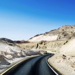 Death Valleys einsame Straßen. © David Everett Strickler