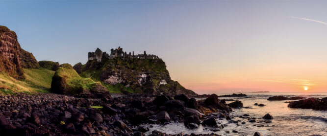 Dunluce Castle in der Grafschaft Antrim, Nordirland