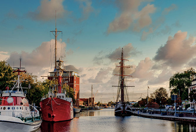 Hafen von Emden