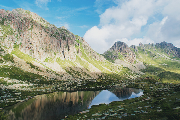 Der Lago d'Ezze in der Bergkette Lagorai