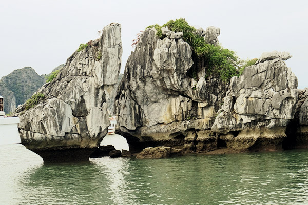 Felsen Halong-Bucht, Vietnam
