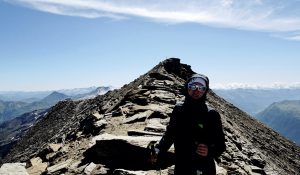 Bergsteigerin mit Sonnenbrille, Hohe Tauern