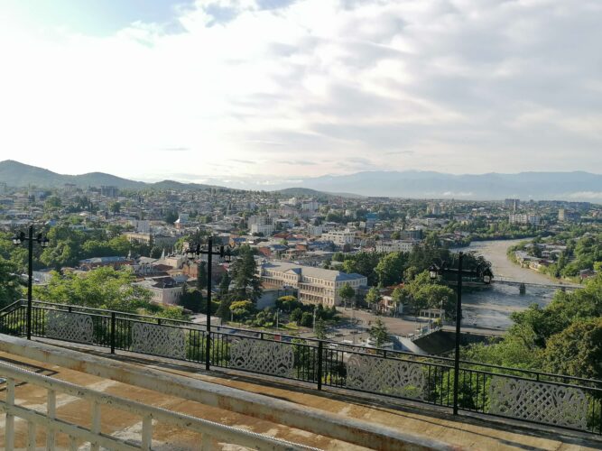 Ausblick auf Kutaissi in Georgien