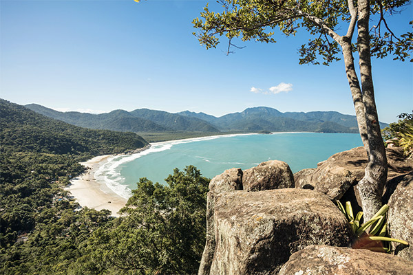 Strand auf der Ilha Grande, Brasilien