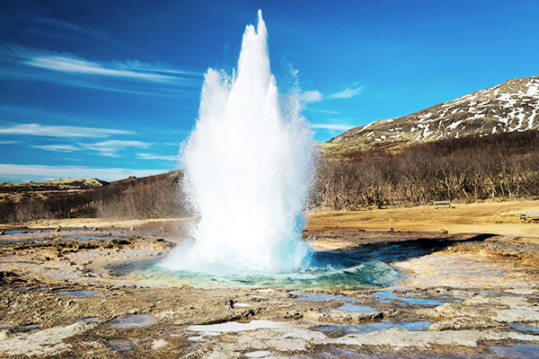 Strokkur Geysir, goldener Kreis, Island