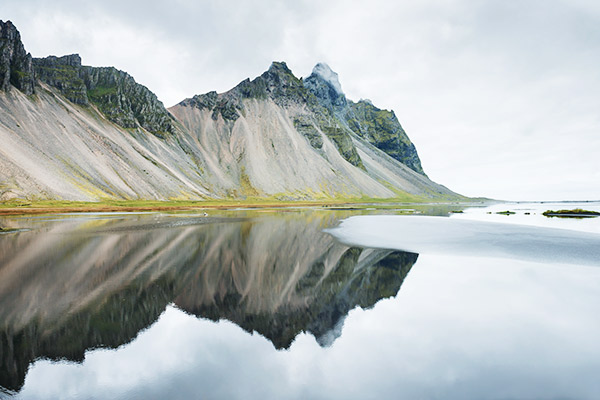 Berge Osten Island