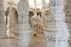 Säulen im Jain Tempel Ranakpur, Indien