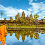 Mönche vor Angkor Wat