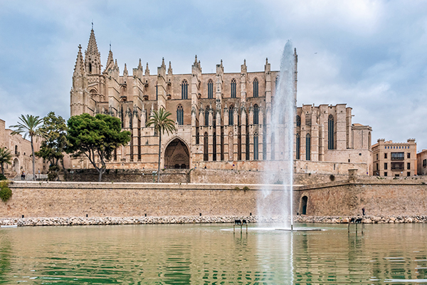 Kathedrale von Palma de Mallorca im Winter